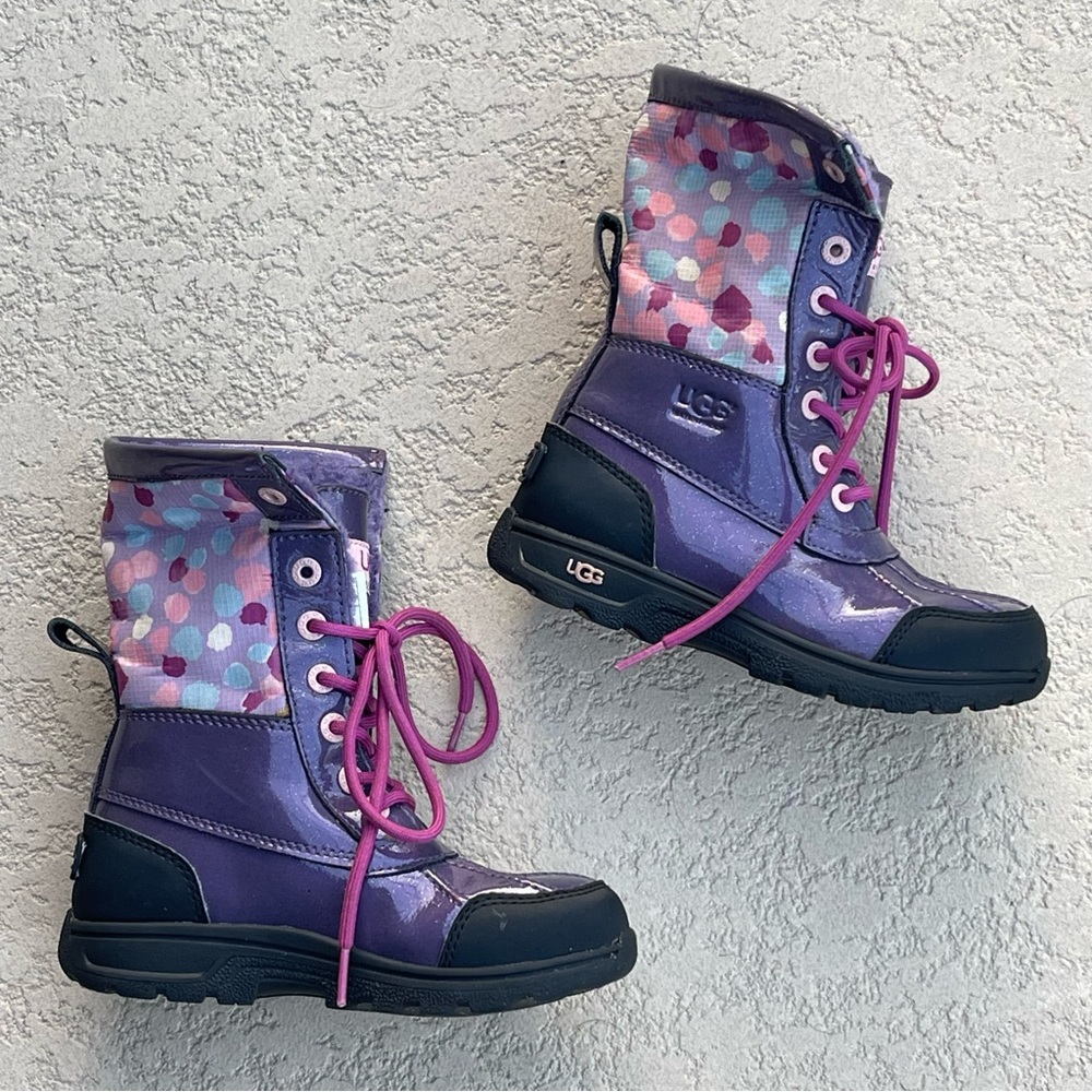 Girls Ugg snow boots Butte winter 13